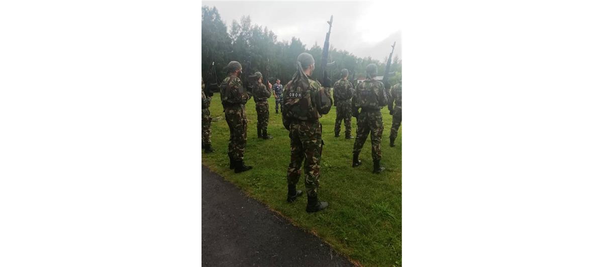 Бойцы тюменского ОМОН провели мероприятие по патриотическому воспитанию