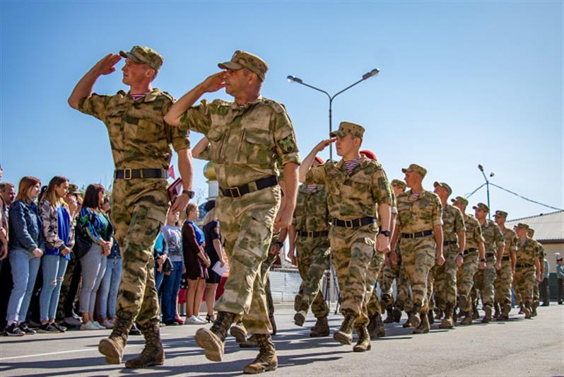 В калачевской бригаде Росгвардии прошло памятное мероприятие, посвященное 20-летию разгрома боевиков, вторгшихся в Дагестан