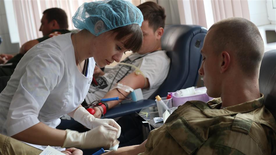 Военнослужащие Центрального округа Росгвардии приняли участие в донорской акции