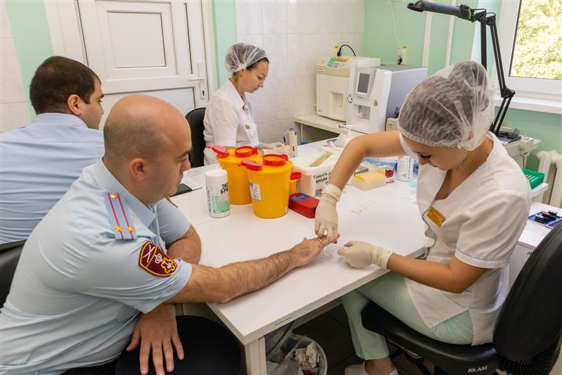 Краснодарские росгвардейцы сдали кровь для нужд медицинских учреждений региона