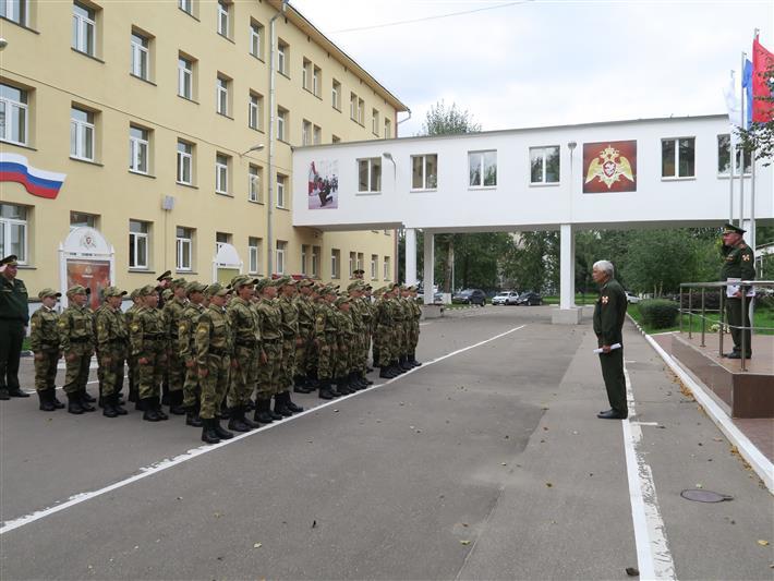 Торжества по случаю Дня Государственного флага РФ прошли в МПКУ им. М.А. Шолохова 