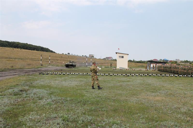 В Саратовском военном институте Росгвардии состоялись показные занятия с первокурсниками