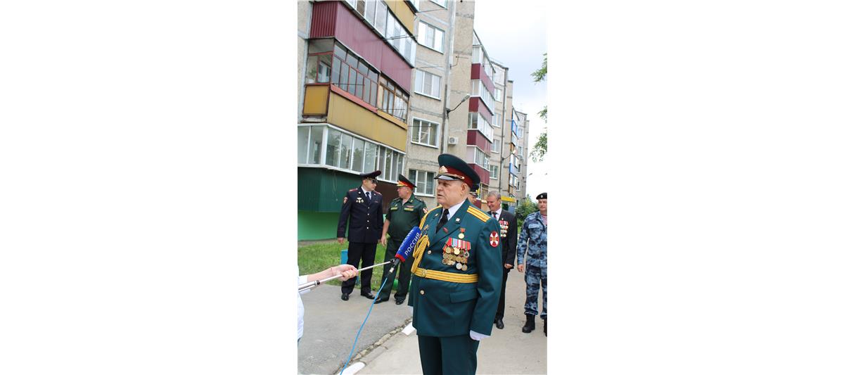 В Липецкой области открыта мемориальная доска офицера внутренних войск, погибшего при исполнении воинского долга