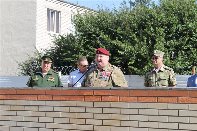 В калачевской бригаде Росгвардии прошло памятное мероприятие, посвященное 20-летию разгрома боевиков, вторгшихся в Дагестан