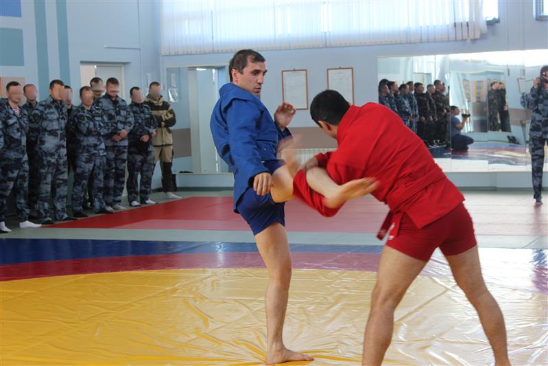 Мастер-классы нижегородских самбистов прошли в спецподразделении Управления Росгвардии по Нижегородской области