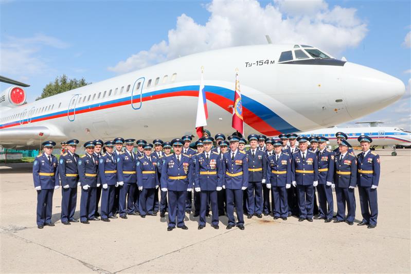 Смешанному авиационному полку особого назначения Росгвардии вручили Боевое знамя