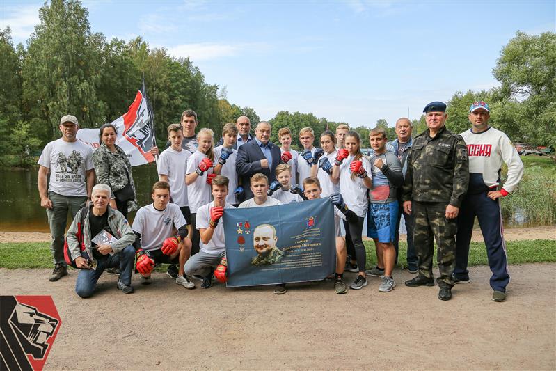 В Санкт-Петербурге состоялся легкоатлетический забег в поддержку проведения II Турнира по армейскому рукопашному бою памяти Героя России сотрудника СОБР «Гранит» Владимира Усачёва (фото, видео)