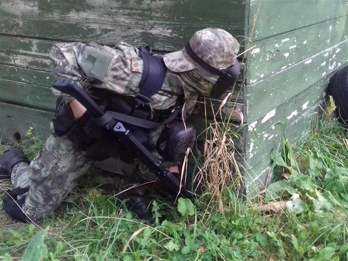 Подшефные Росгвардии из Кузбасса поучаствовали в военно-тактической игре в честь столетия со дня рождения М.Т. Калашникова 