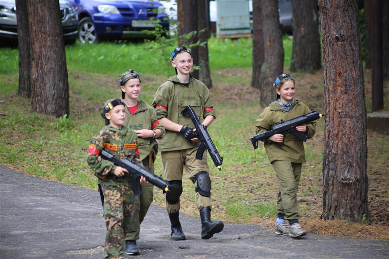 Ветераны и военнослужащие Росгвардии приняли участие в сборах военно-патриотических клубов и юнармейских отрядов «Караван-2019»