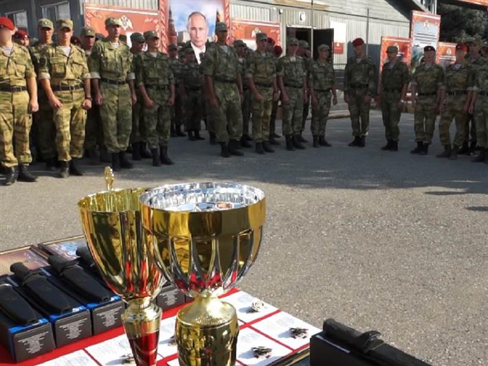 Командующий ОГВ (с) на Северном Кавказе поздравил личный состав отряда спецназа «Оберег» с окончанием служебной командировки 