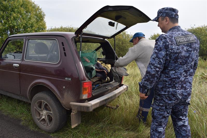 В Башкирии росгвардейцы проводят профилактические мероприятия по пресечению нарушений оружейного законодательства и правил охоты