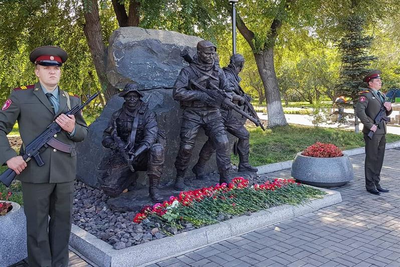 Взводу спецназа «Росомаха» красноярского соединения Росгвардии исполнился 21 год 