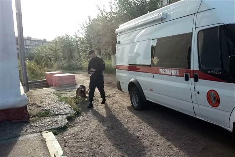 Военнослужащие и сотрудники Восточного округа Росгвардии приняли участие в мероприятиях, посвященных Дню знаний