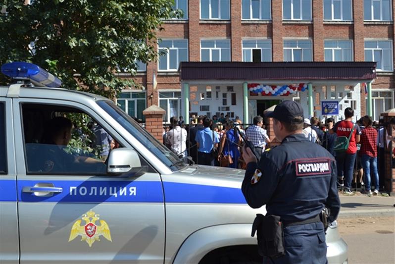 Военнослужащие и сотрудники Восточного округа Росгвардии приняли участие в мероприятиях, посвященных Дню знаний