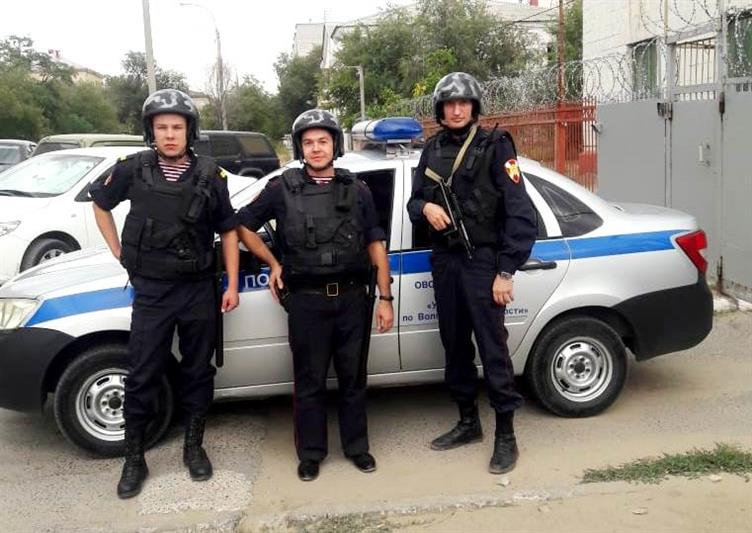 Волгоградские росгвардейцы оказали содействие сотрудникам полиции в задержании находившегося в федеральном розыске мужчины