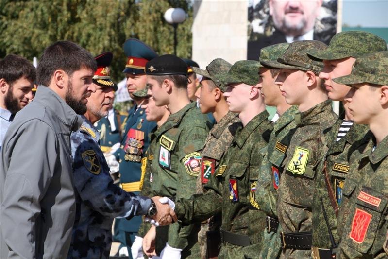 Росгвардейцы дали старт ежегодной военно-патриотической игре в Грозном