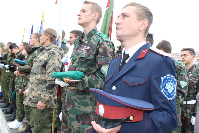 Курские росгвардейцы приняли участие в торжественном открытии военных сборов призывной и допризывной молодежи