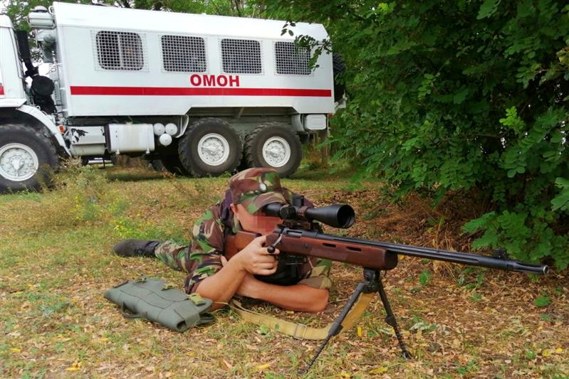 В Ростовской области проведена совместная тактическая тренировка ОМОН и авиаотряда Росгвардии
