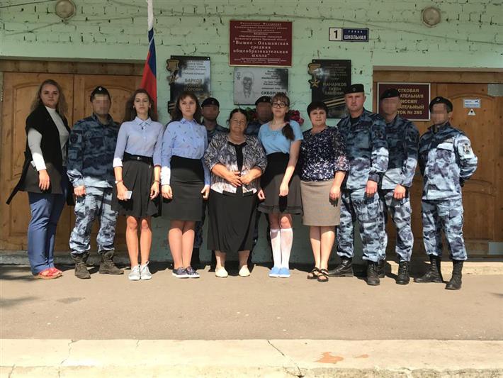 Орловские росгвардейцы почтили память Героя России прапорщика милиции ОМОН Алексея Скворцова