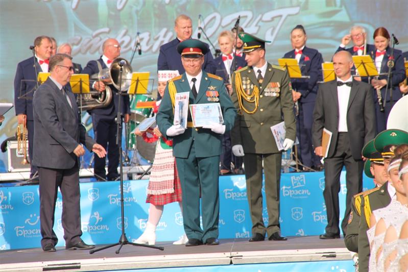 Военный оркестр Северо-Западного округа Росгвардии принял участие в Международном параде оркестров «Марш 1000-летия»