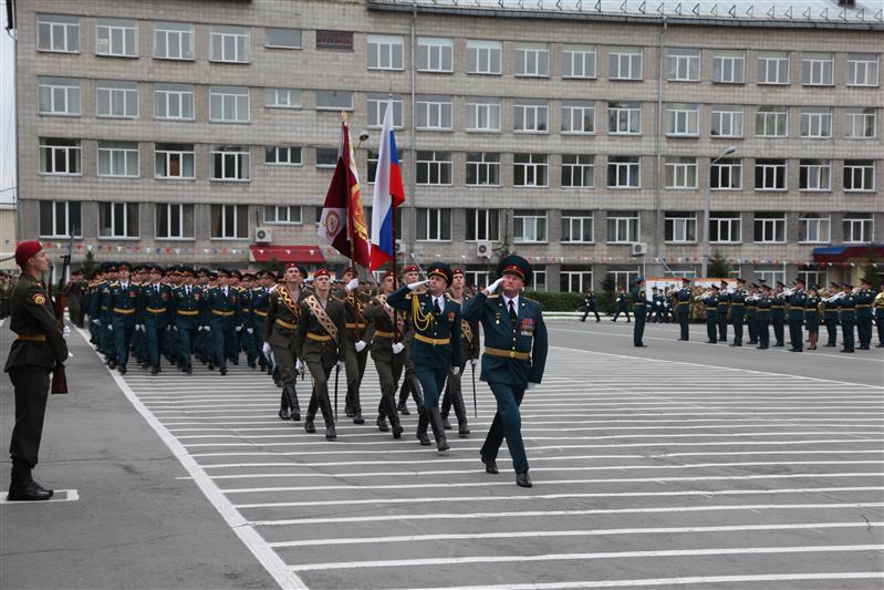 Курсанты вузов Росгвардии приняли Военную присягу (видео)