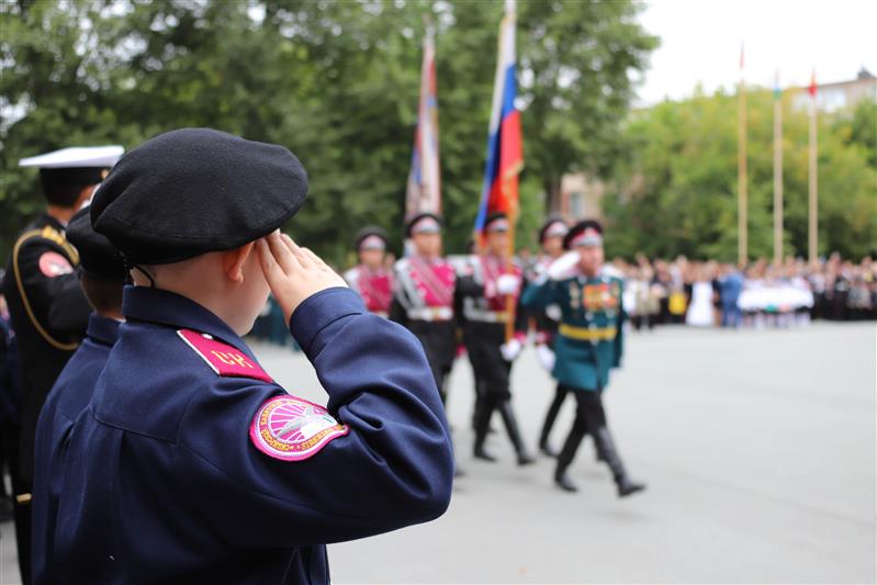 В Сибирском кадетском корпусе отметили День знаний