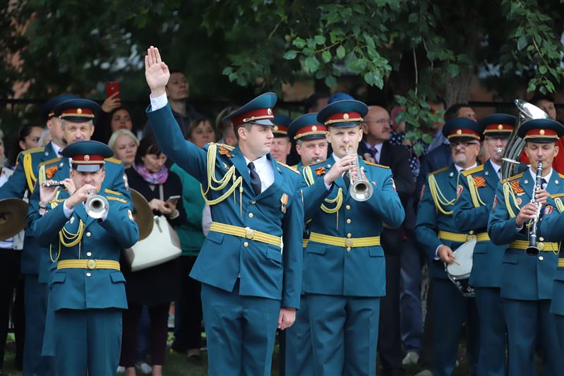 В Сибирском кадетском корпусе отметили День знаний