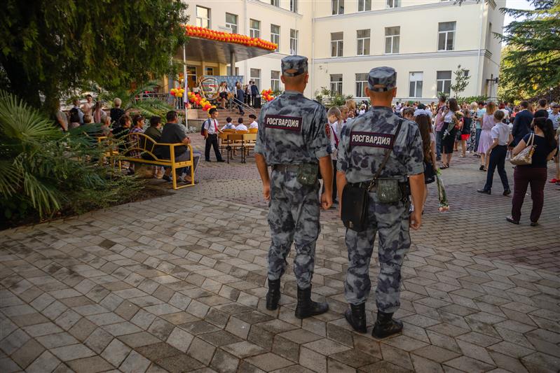 На Кубани Росгвардия обеспечила безопасность торжеств, посвященных Дню знаний 