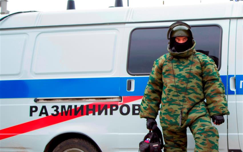 На Южном Урале бойцы ОМОН обезвредили артиллерийский снаряд