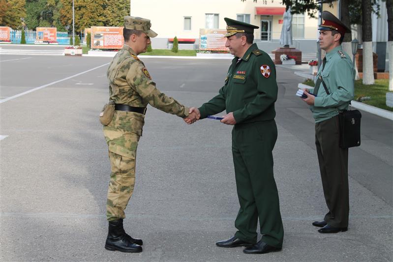 В Саратовском военном институте Росгвардии прошли торжества в ознаменование начала нового учебного года
