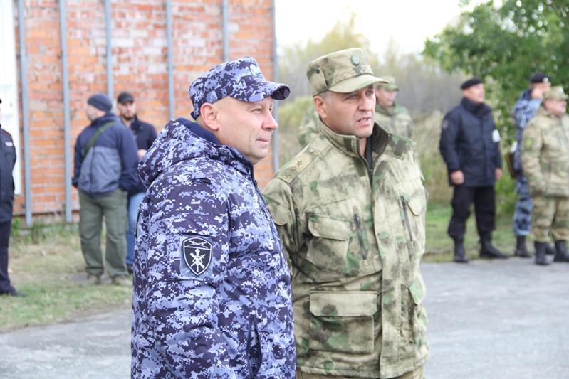 В Тюмени под руководством командующего Уральским округом Росгвардии прошло тактико-специальное учение