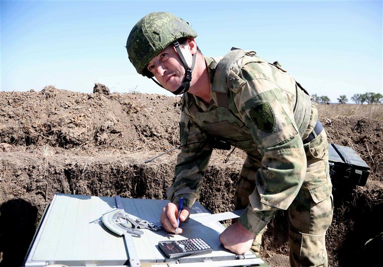 В Ростовской области стартовал финальный этап конкурса профессионального мастерства и полевой выучки офицеров артиллерии Росгвардии