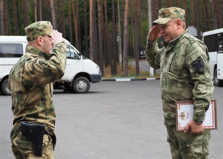 Офицеры белгородского СОБР вернулись из длительной командировки