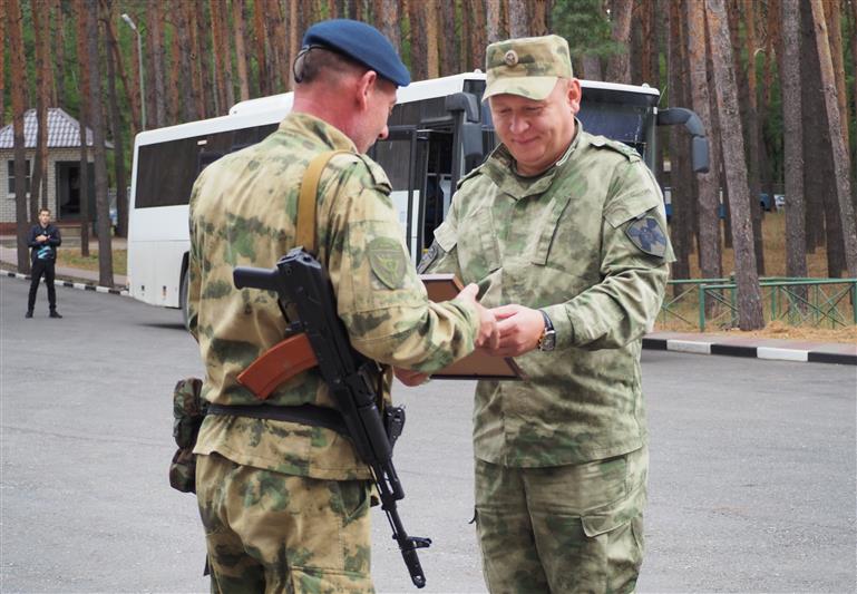 Офицеры белгородского СОБР вернулись из длительной командировки