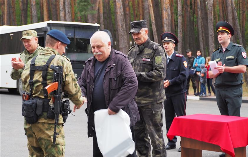 Офицеры белгородского СОБР вернулись из длительной командировки