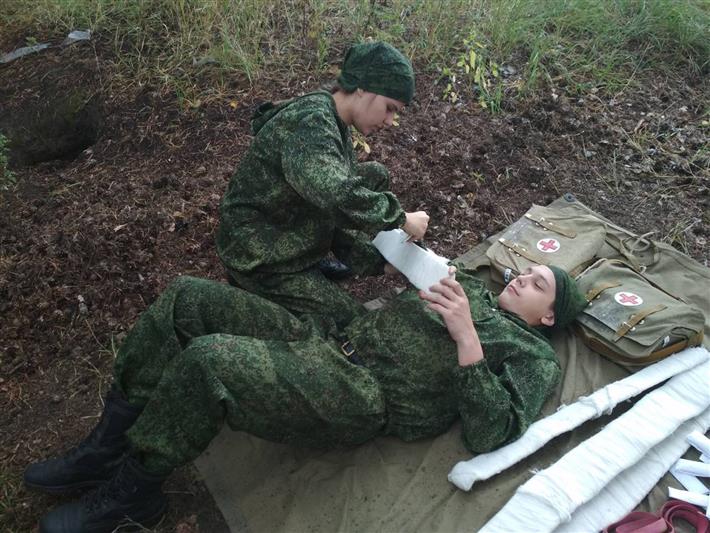 Ребята из ангарского класса Росгвардии начали учебный год с полевых сборов