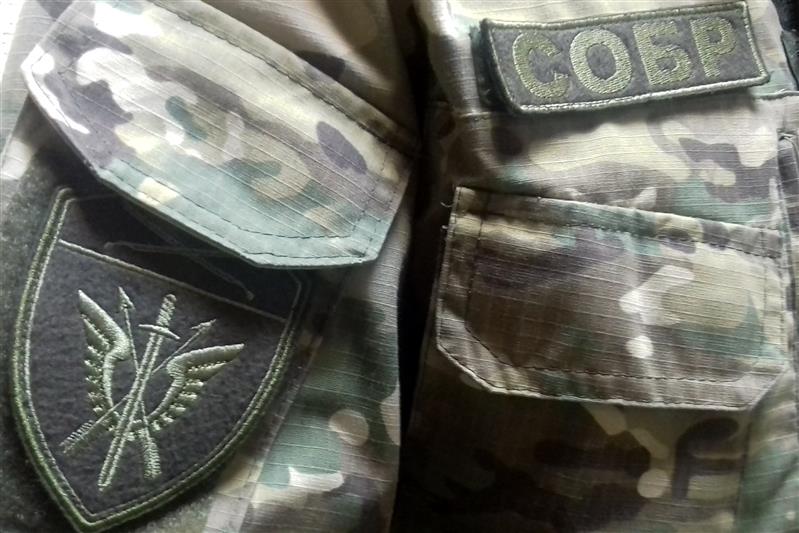 При участии ростовского СОБР задержана группа лиц, подозреваемых в хищении и незаконном хранении огнестрельного оружия