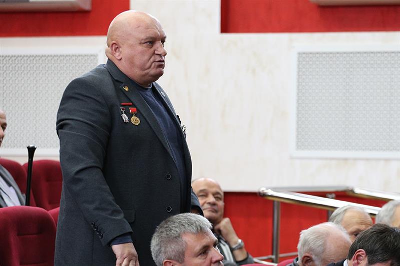 Командующий Северо-Кавказским округом Росгвардии генерал-лейтенант Игорь Гетманов провел совещание с председателями ветеранских организаций