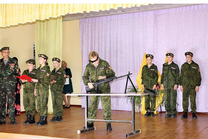 В Кировской области сотрудники Росгвардии провели вечер памяти кавалера ордена Мужества Андрея Дикова