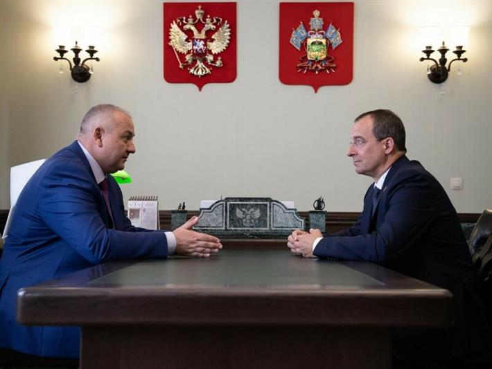 Начальник Главного управления Росгвардии по Краснодарскому краю генерал-майор Георгий Медоев встретился со спикером краевого парламента Юрием Бурлачко