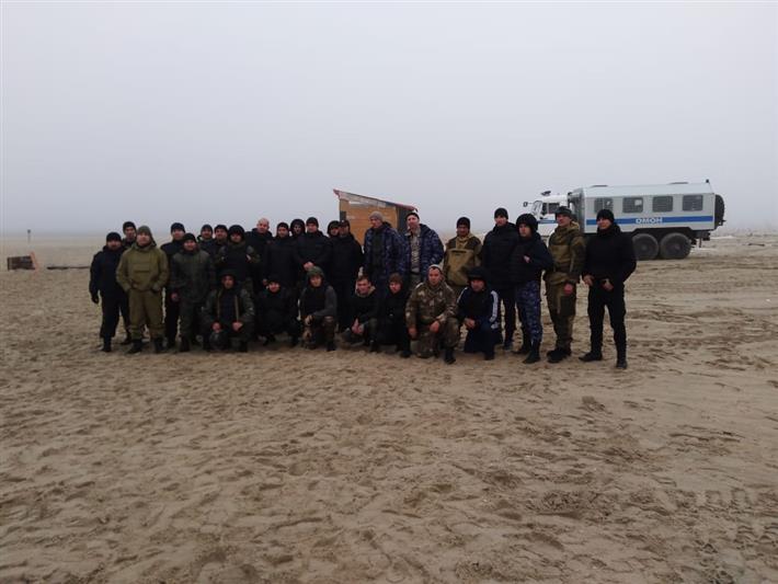 На Ямале прошли соревнования по спецподготовке среди сотрудников Росгвардии, посвященные 100-летию  со дня рождения Михаила Калашникова