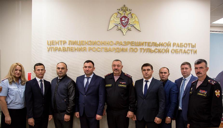 Делегация Национальной гвардии Республики Узбекистан посетила Центр лицензионно-разрешительной работы Управления Росгвардии по Тульской области