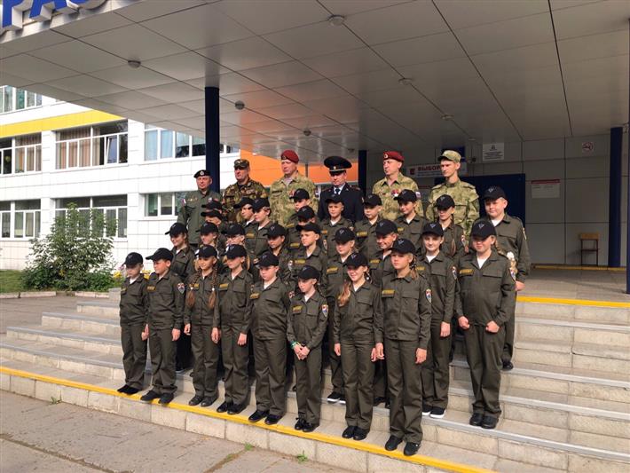 В День знаний в Вологодской области торжественно открылся профильный школьный класс Росгвардии
