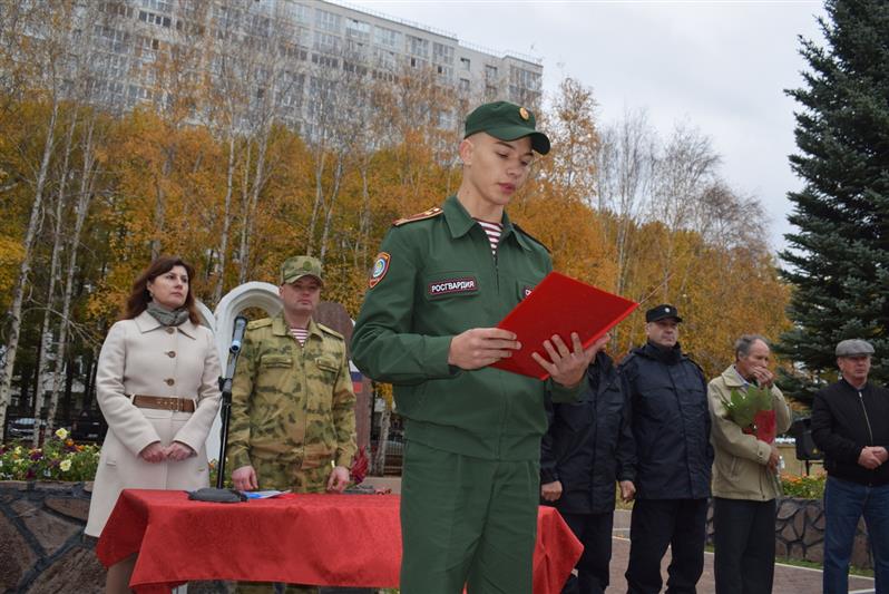 Новоиспеченные кадеты уфимских классов Росгвардии принесли торжественную клятву на верность Отечеству