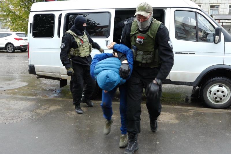 При содействии костромского СОБР задержан подозреваемый в изнасиловании