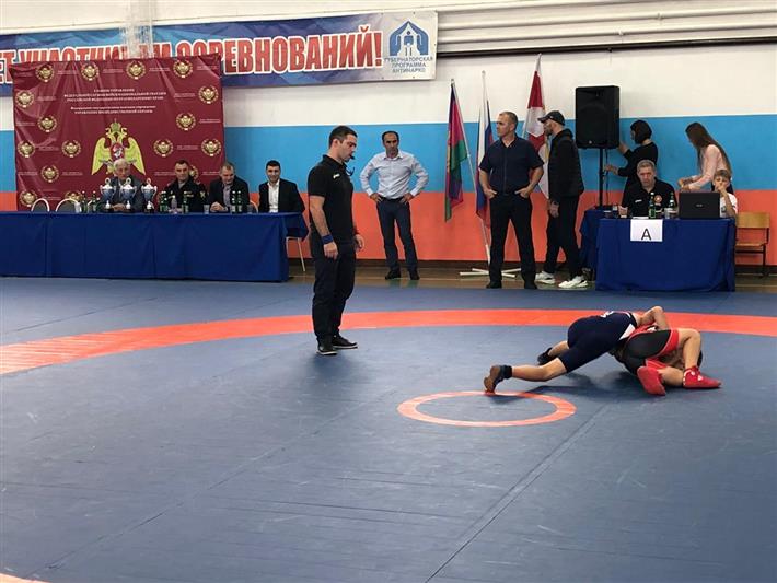 В Горячем Ключе прошло первенство Краснодарского края по вольной борьбе, посвященное Дню вневедомственной охраны Росгвардии