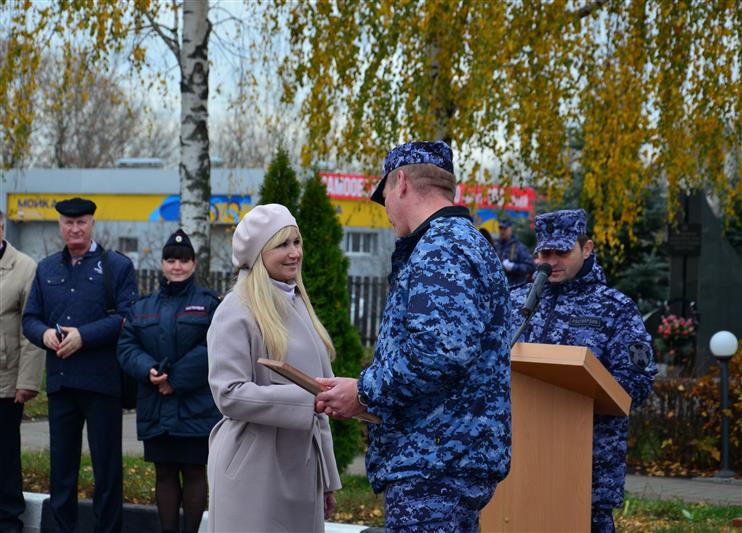 В Центральном округе Росгвардии сотрудники вневедомственной охраны отметили свой профессиональный праздник (фото, видео)