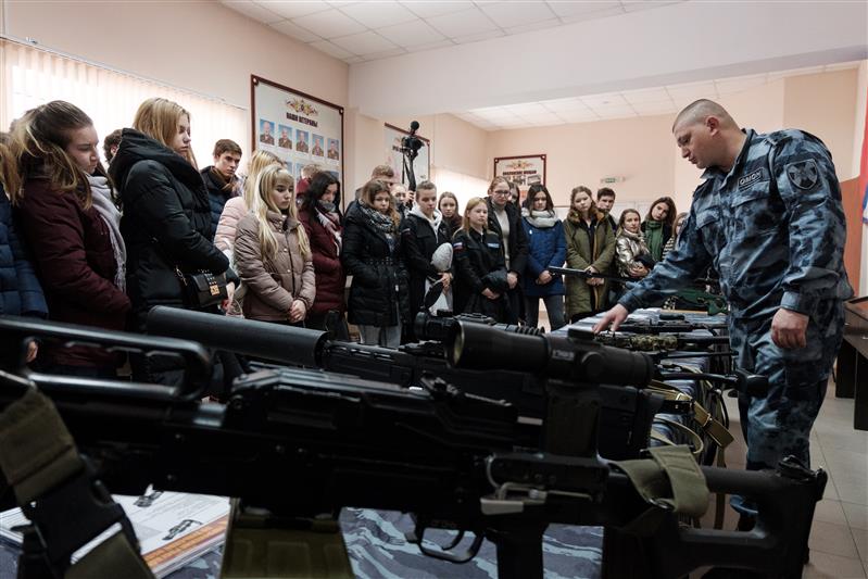 На базе ОМОН в Туле и Ярославле проведены мероприятия всероссийской акции «День призывника» 