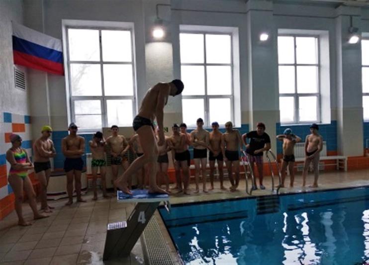 Представитель спортивной команды Уральского округа Росгвардии провел мастер-класс для воспитанников ведомственного кадетского корпуса