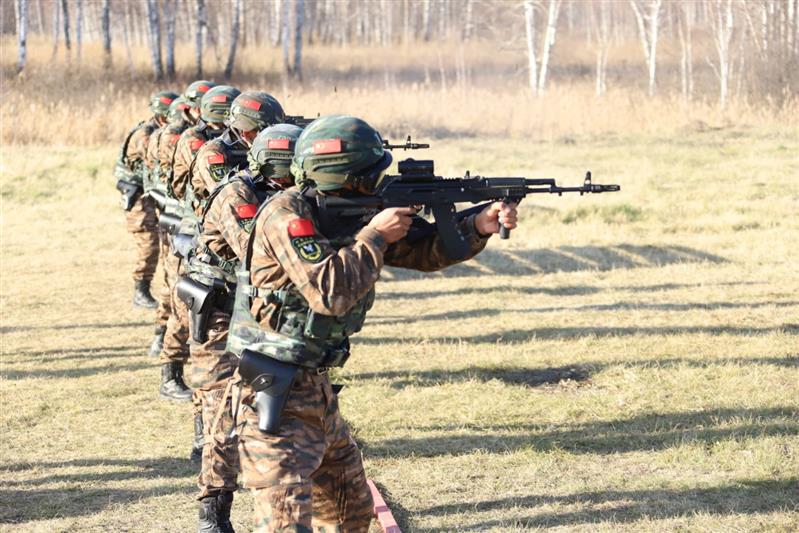 Спецназовцы Росгвардии и Народной вооружённой полиции КНР успешно отработали задачи антитеррористической направленности в ходе учения «Сотрудничество-2019» (Видео)